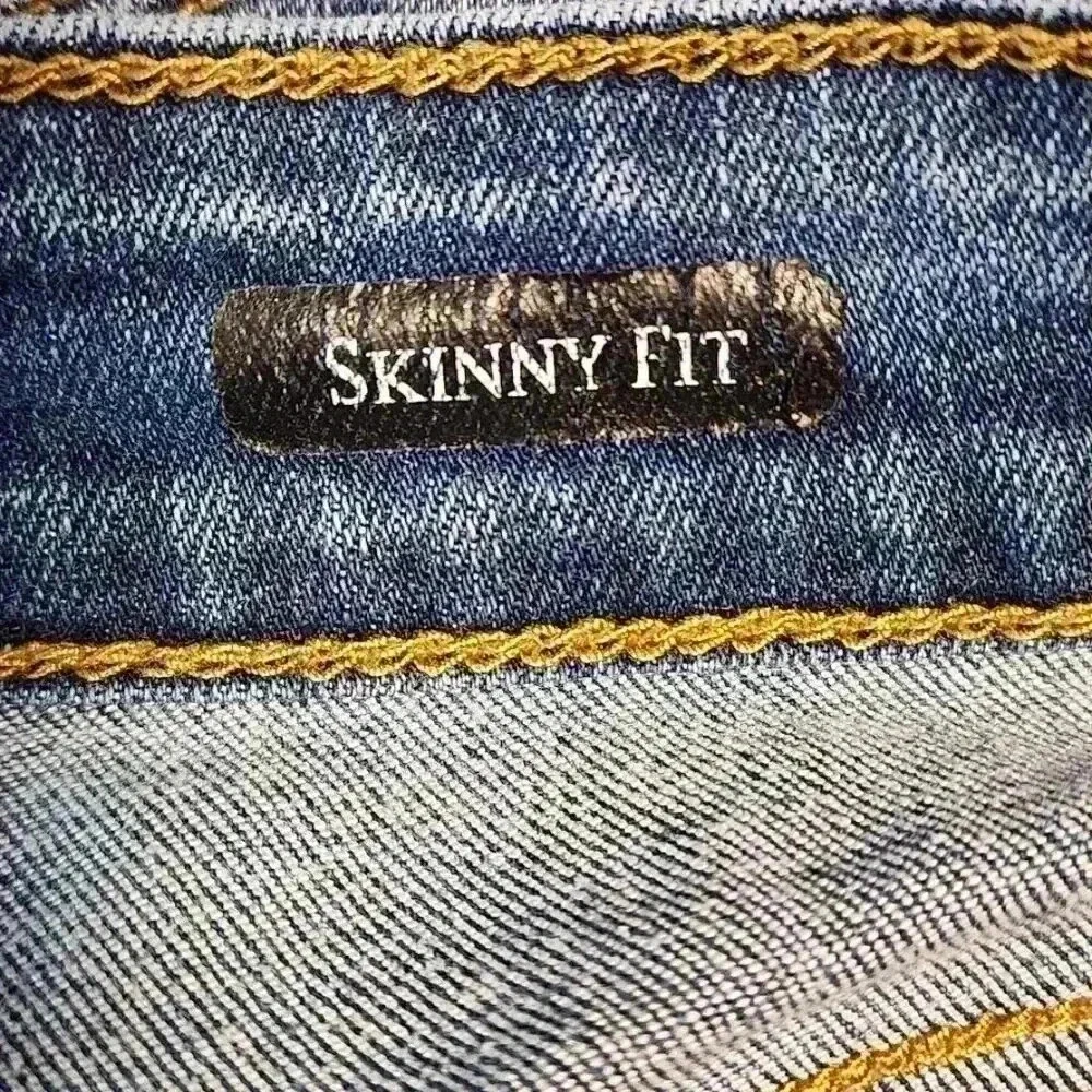 Judy Blue Distressed Buffalo Plaid Skinny Jeans Size 9/29 - Picture 13 of 15